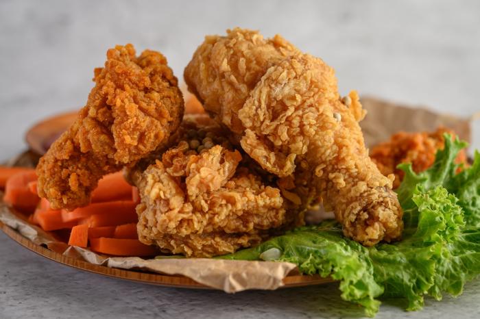 مرغ سوخاری خانگی به روش KFC